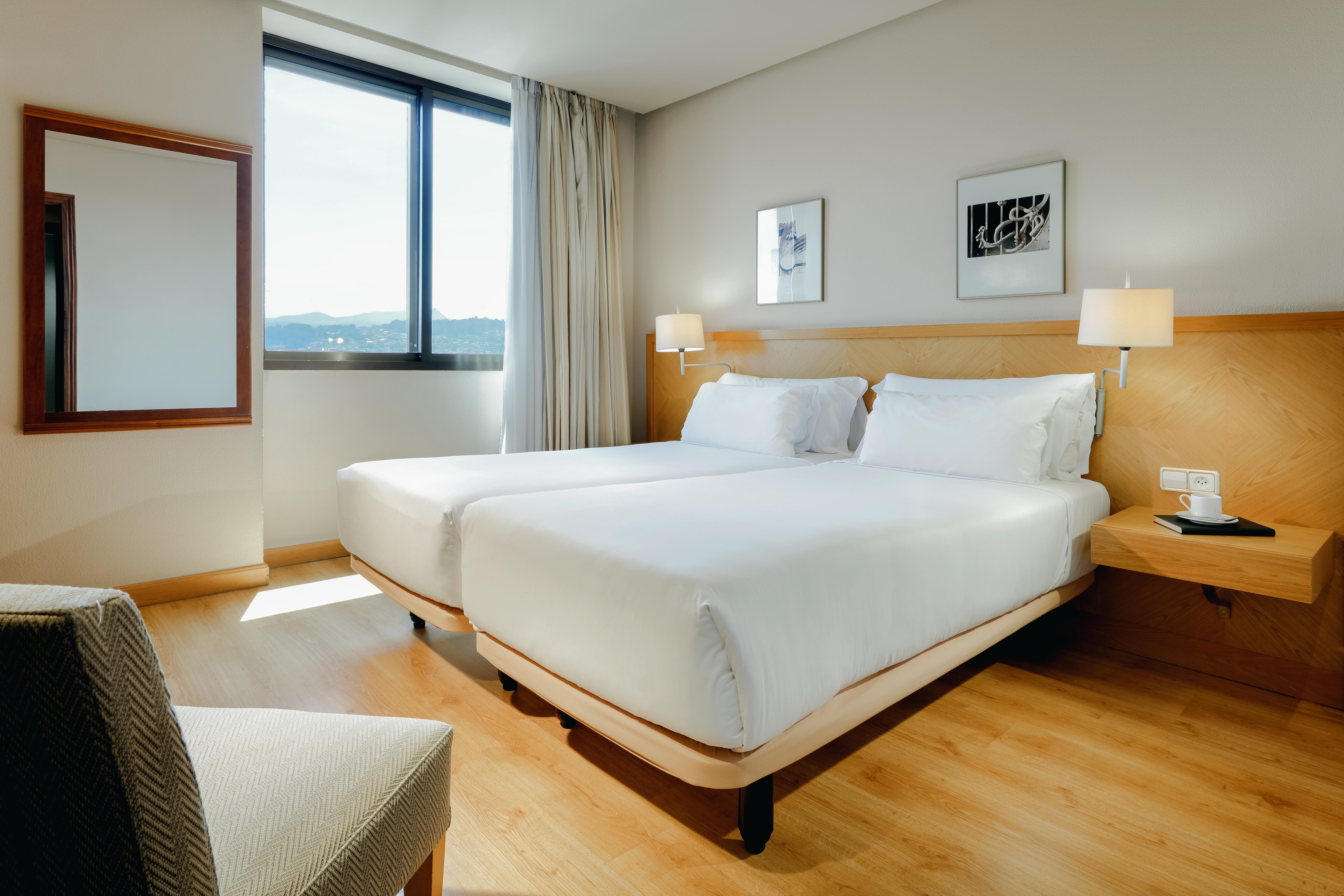Hesperia Vigo Hotel Exterior photo
