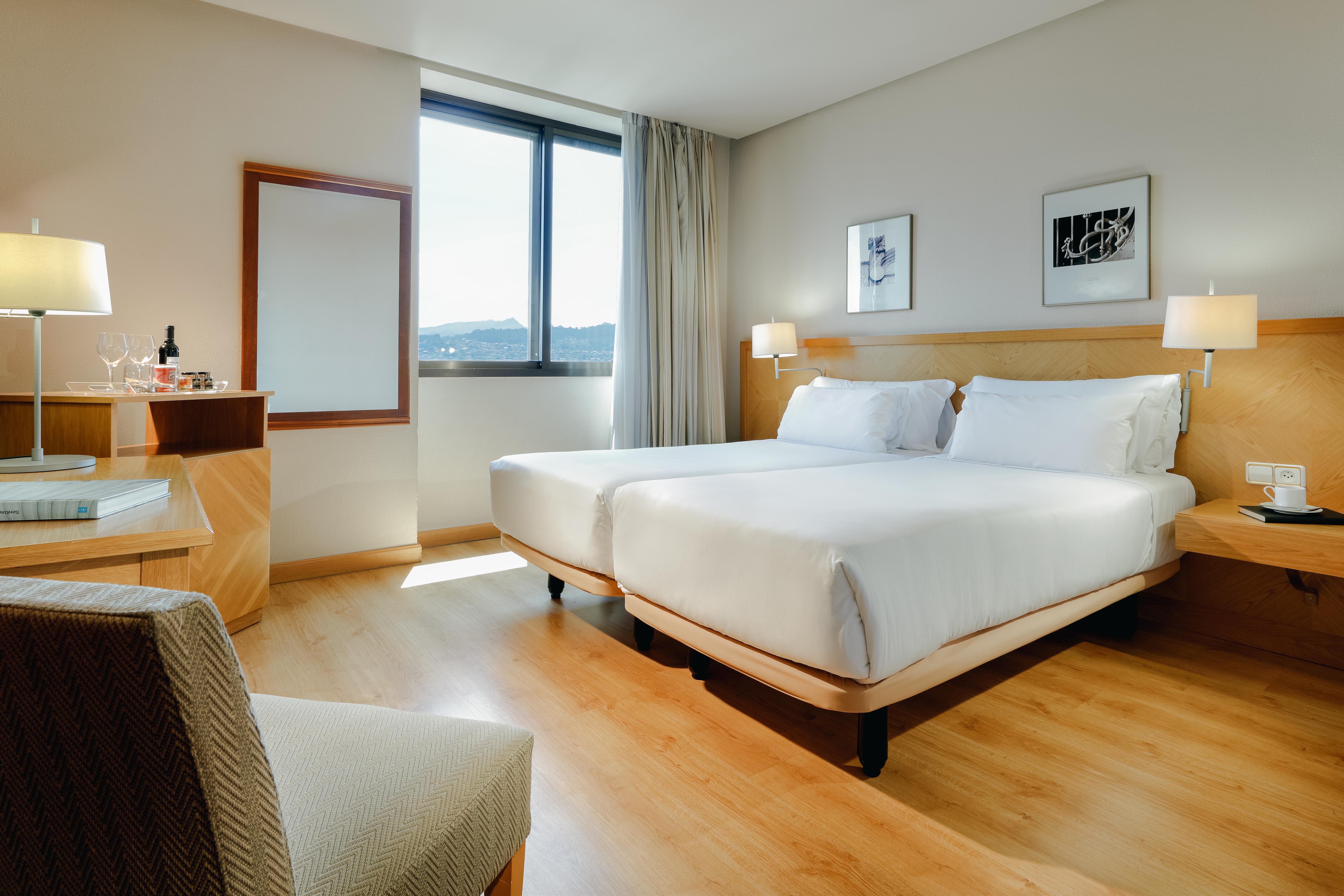 Hesperia Vigo Hotel Exterior photo
